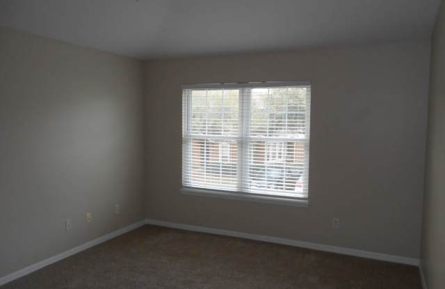 737 Ashworth Overlook Dr Unit C Gallery 4