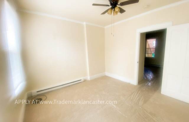 215 W. Vine St. photos photos