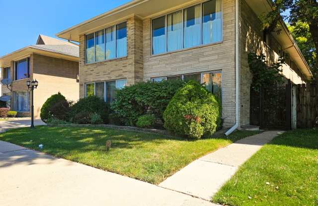 1111 N Harlem Avenue unit: 1C photos photos