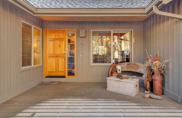 HOT DEAL! | Seasonal | Sunriver Gallery 4