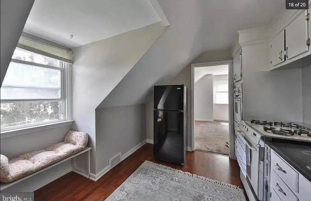 446 EVERGREEN Avenue Gallery 3