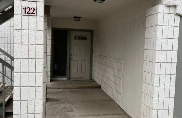Two Bedroom Ground Floor Condo Near Prescott Airport Gallery 4