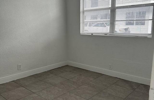 608 5th Street - 608 5th Street, West Palm Beach, FL 33401 608 5th Street - 608 5th Street, West Palm Beach, FL 33401