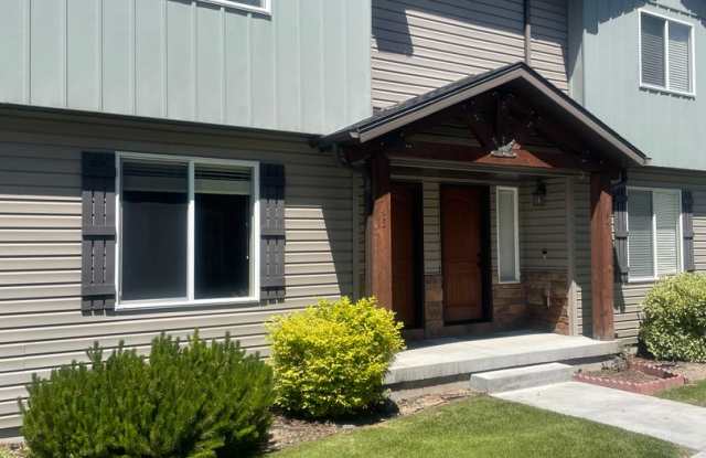 Beautiful 3 Bed, 1.5 Bath Townhome for Rent in The Meadows – Rexburg, ID photos photos