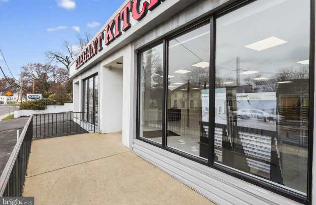 13 N YORK Road Gallery 3