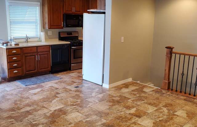2751 South 900 East Gallery 2