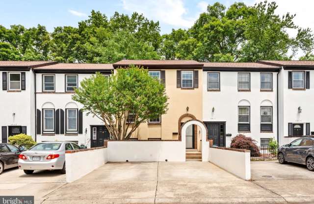 2909 ESPANA COURT photos photos