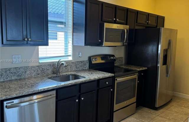 9401 SW 171st Ave photos photos