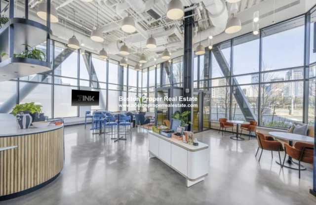 213 Albany Gallery 2
