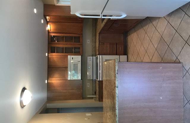 1611 Winnetka Road Gallery 2