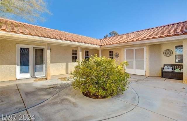 2200 N Moapa Valley Boulevard photos photos