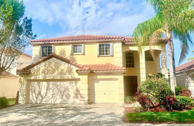 4182 Pinewood Ln - 4182 Pinewood Lane, Weston, FL 33331