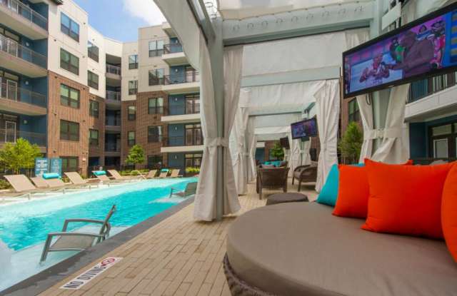 2911 Milam St - 2911 Milam Street, Houston, TX 77006