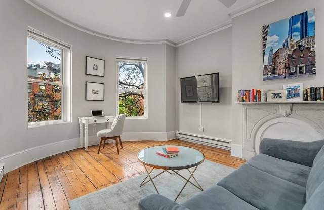 668 Tremont St - 668 Tremont Street, Boston, MA 02118