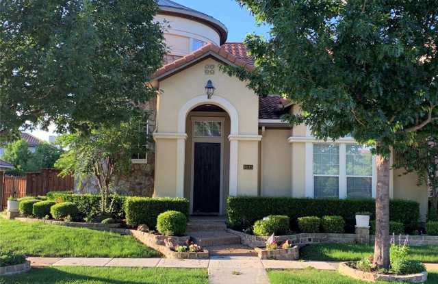 6515 Barcelona - 6515 Barcelona, Irving, TX 75039