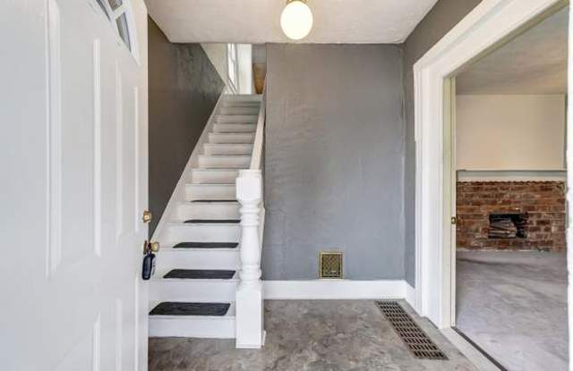 125 W Mulberry St photos photos