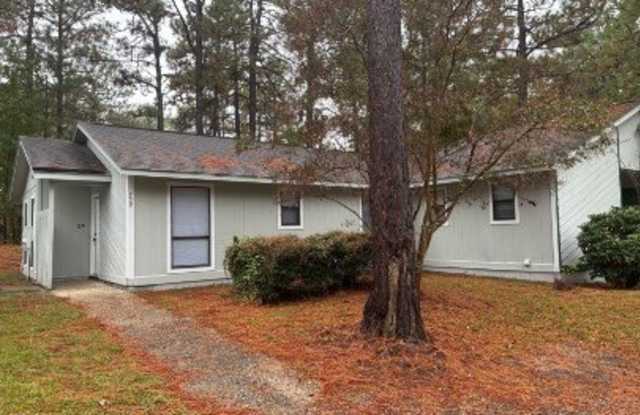 759 Hedgelawn Way Gallery 1