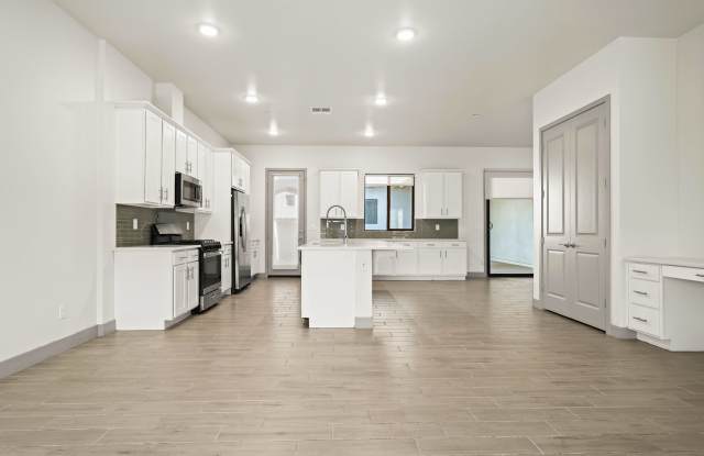 The Grove on Main Townhomes photos photos