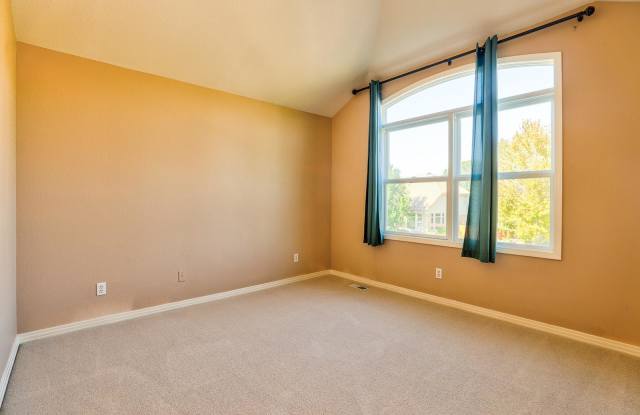 11636 East Berry Drive Gallery 3