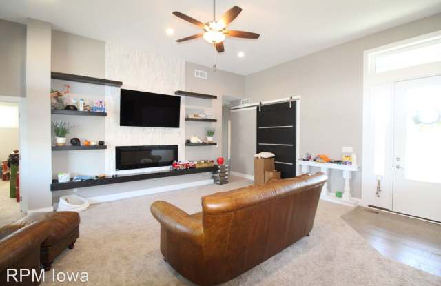 655 Indian Ridge Drive Gallery 2