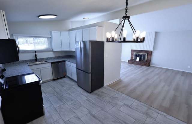 1859 Delia Avenue photos photos