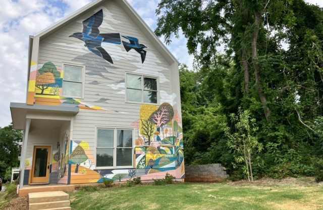 221 North - 221 Northside Drive, Athens, GA 30601