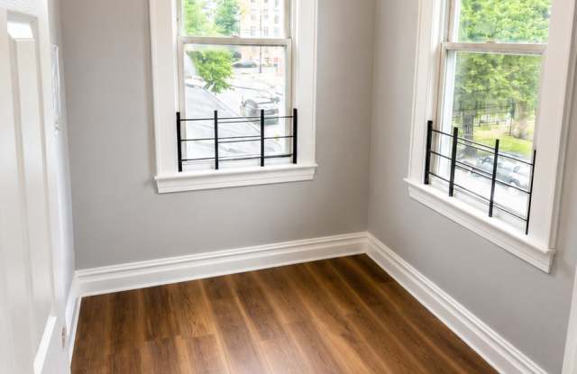 192 Isabella Avenue Gallery 3