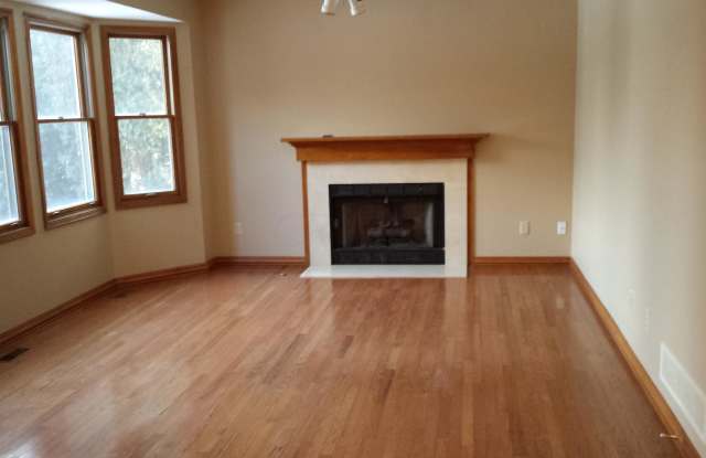 7684 Glanmore Court Gallery 3