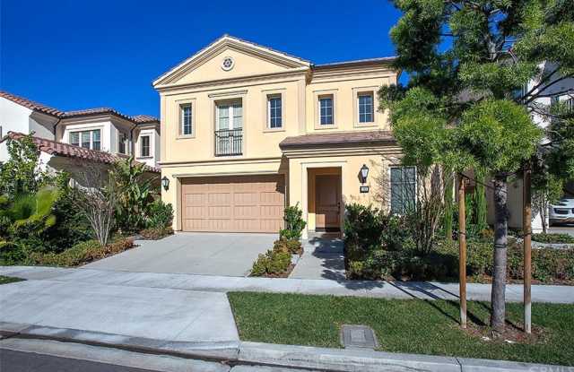 113 Mosswood Gallery 3