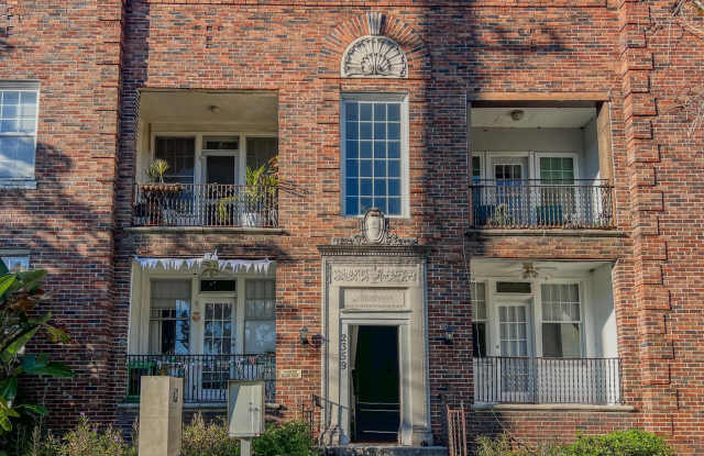 2359 OAK Street unit: 1 photos photos