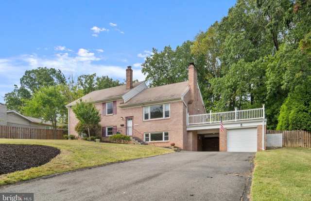 10720 NORMAN AVENUE photos photos