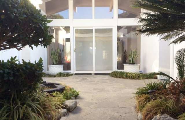 31802 Isle Royal Drive Gallery 2