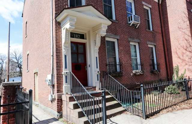 182 Chestnut Street photos photos