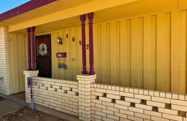 Wonderful 3 Bed 2 Bath 2c Garage in University Park! Gallery 3