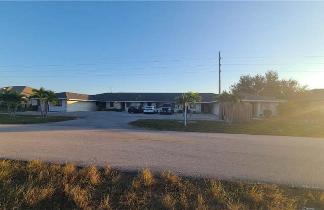 930 SW 47th Terrace unit: 7 photos photos 930 SW 47th Terrace unit: 7 photos photos