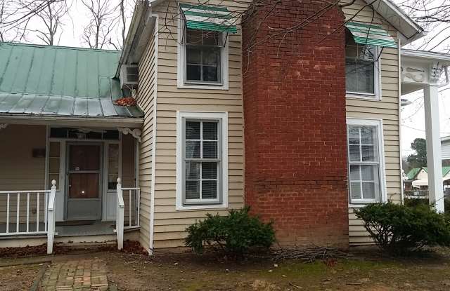 103 N. Cedar - 103 N Cedar St, Cross Plains, TN 37049
