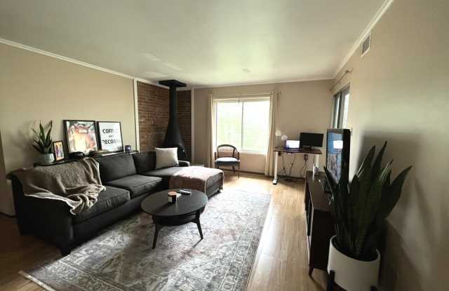 6141 Knoll Wood Road Gallery 2