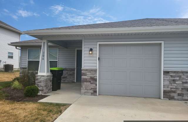106 SW Rose St - 106 Southwest Rose Street, Blue Springs, MO 64014
