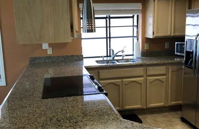10926 E Chestnut Gallery 2
