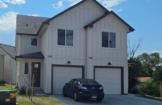 New build 3-Bedroom Townhomes Available Gallery 1