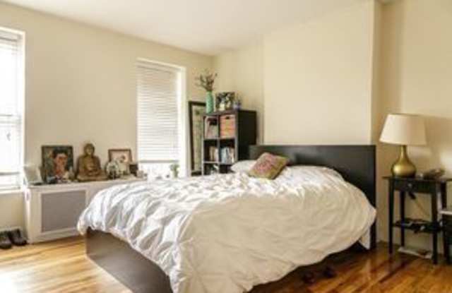 234 Sackett St. 3L Gallery 2