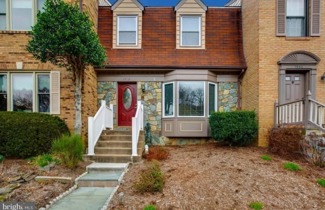 7952 YANCEY DRIVE - 7952 Yancey Drive, West Falls Church, VA 22042