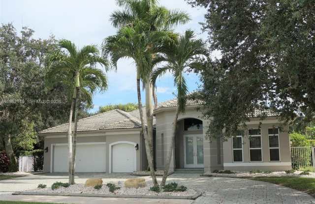 8006 N Savannah Cir photos photos