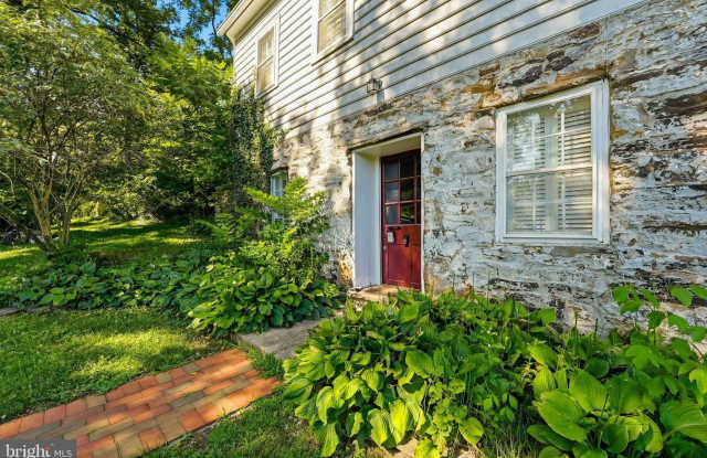 8200 BUCKLAND MILL Road photos photos