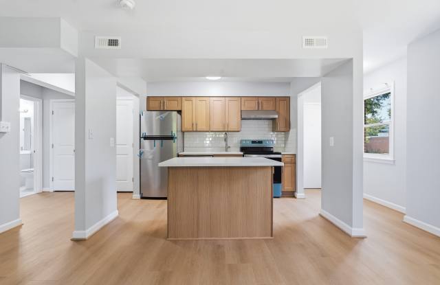 4804 Calvert Road - 2 Gallery 2
