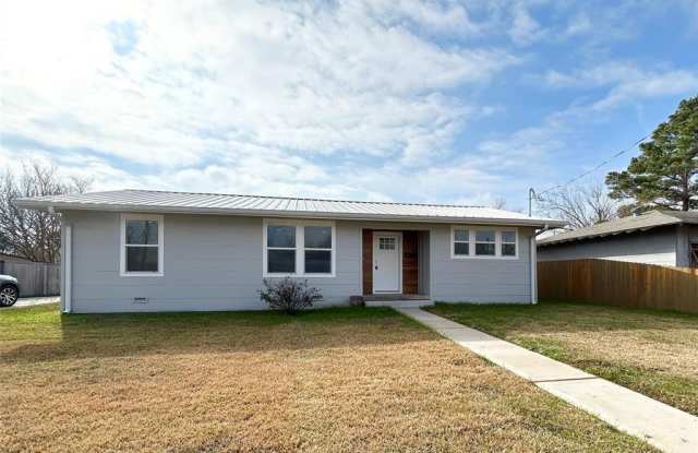 102 Colorado Street photos photos