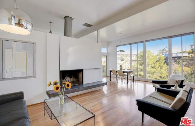 8259 Mannix Dr - 8259 Mannix Drive, Los Angeles, CA 90046
