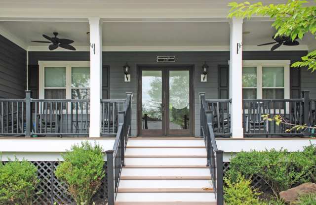 Luxury Furnished 4-bedroom home Gallery 3