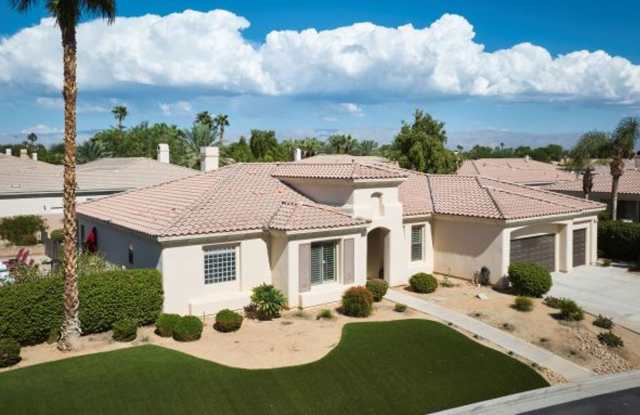 $5,350/Month | Available estimate 1 May 1st Move-In  Negotiable | 1-Year Lease photos photos