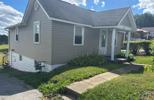 111 Maxwell Hill Road photos photos